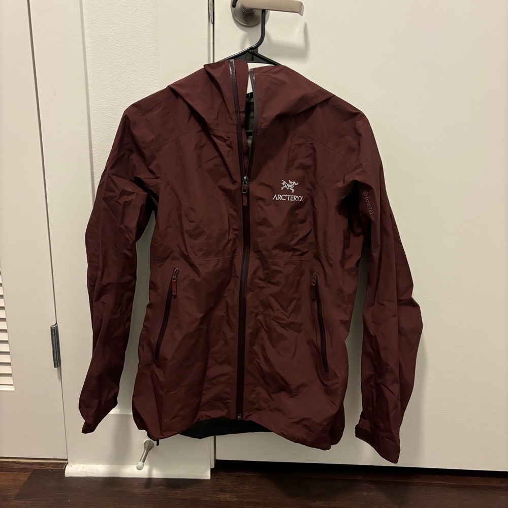 Arc’teryx Small Women’s Zeta SL Jacket in Flux